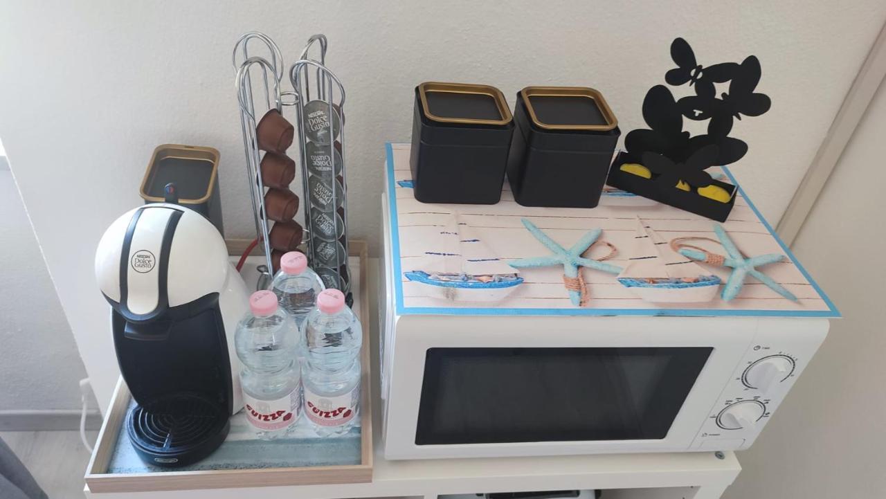Leo Holiday Homes Deiva Marina Bagian luar foto