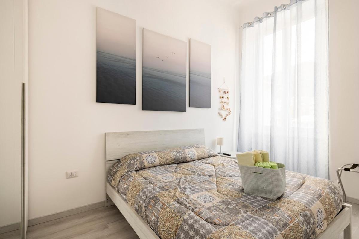 Leo Holiday Homes Deiva Marina Bagian luar foto